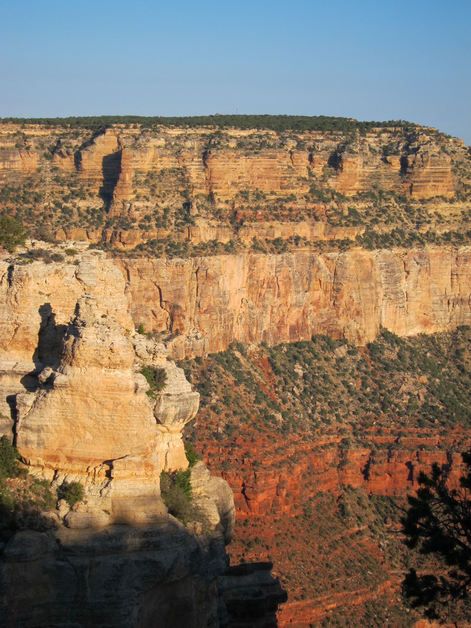 Photo 77 of 215 from the album Highlights Road Trip USA 2012.