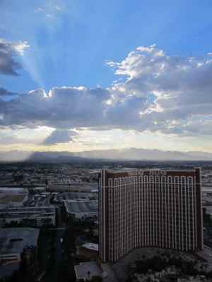 Thumbnail 182 of 215.