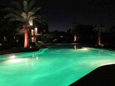 Thumbnail 21 of 215.