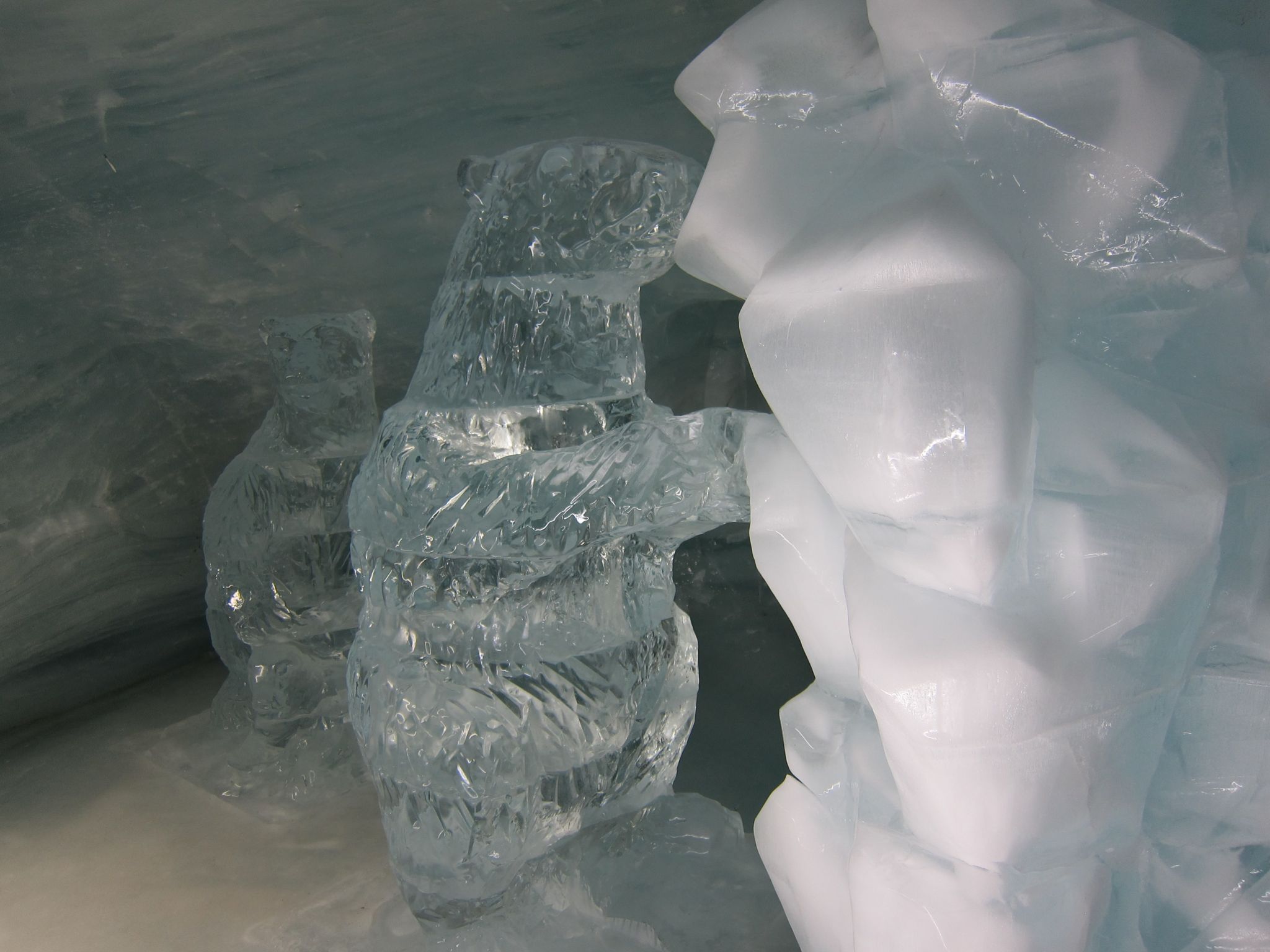 Photo 27 of 58 from the album Top of Europe.