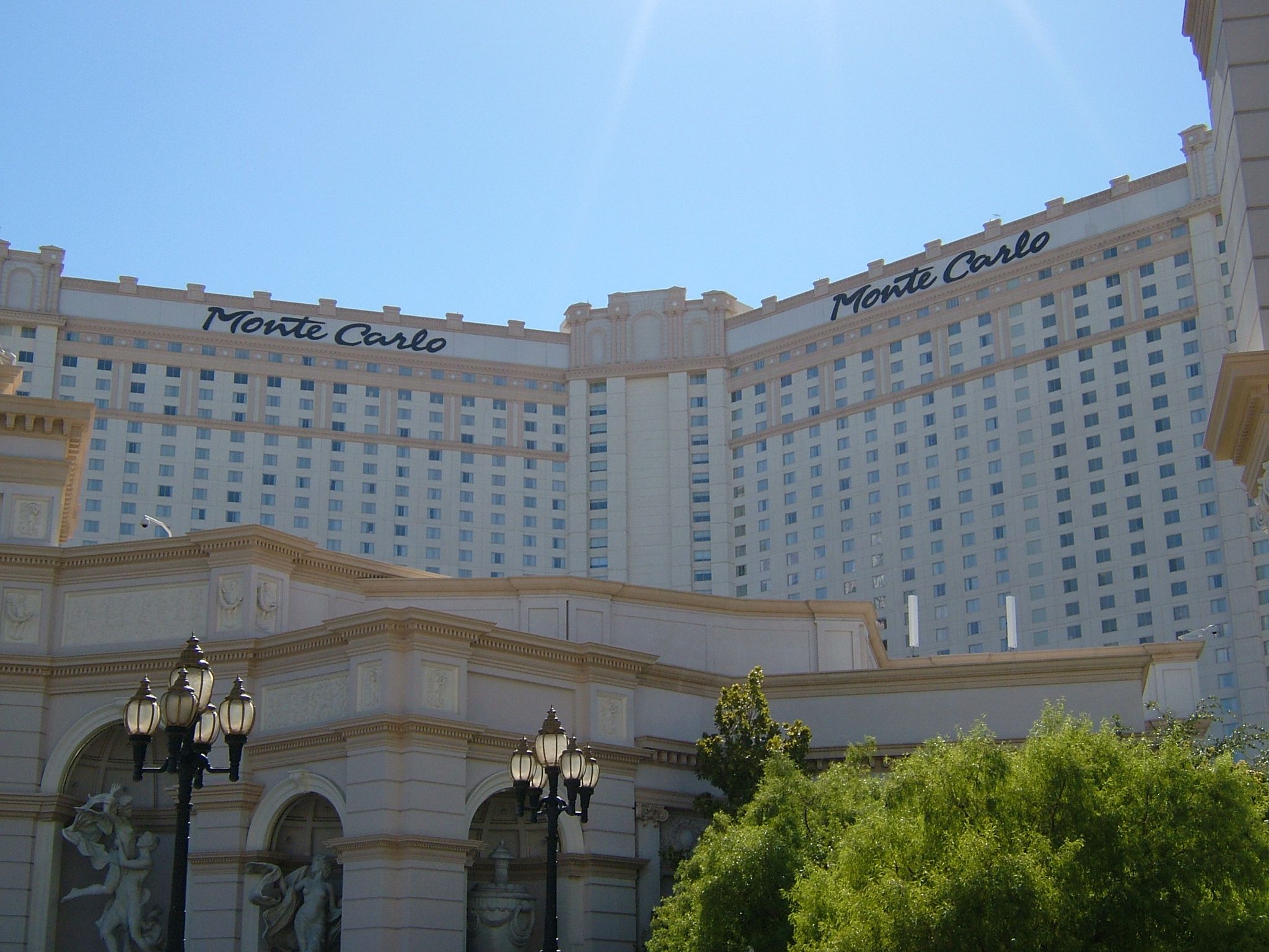 Photo 29 of 61 from the album Highlights USA 2004.