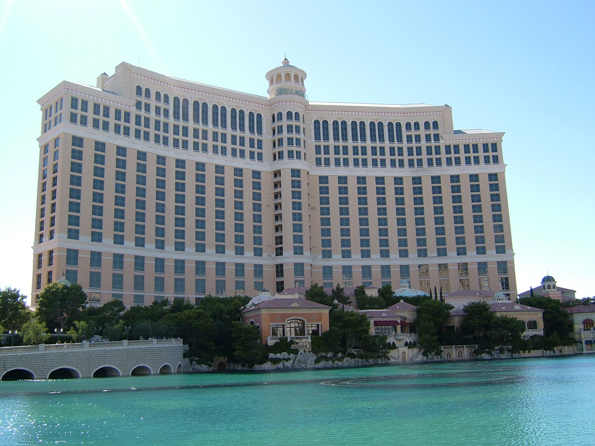 Photo 30 of 61 from the album Highlights USA 2004.