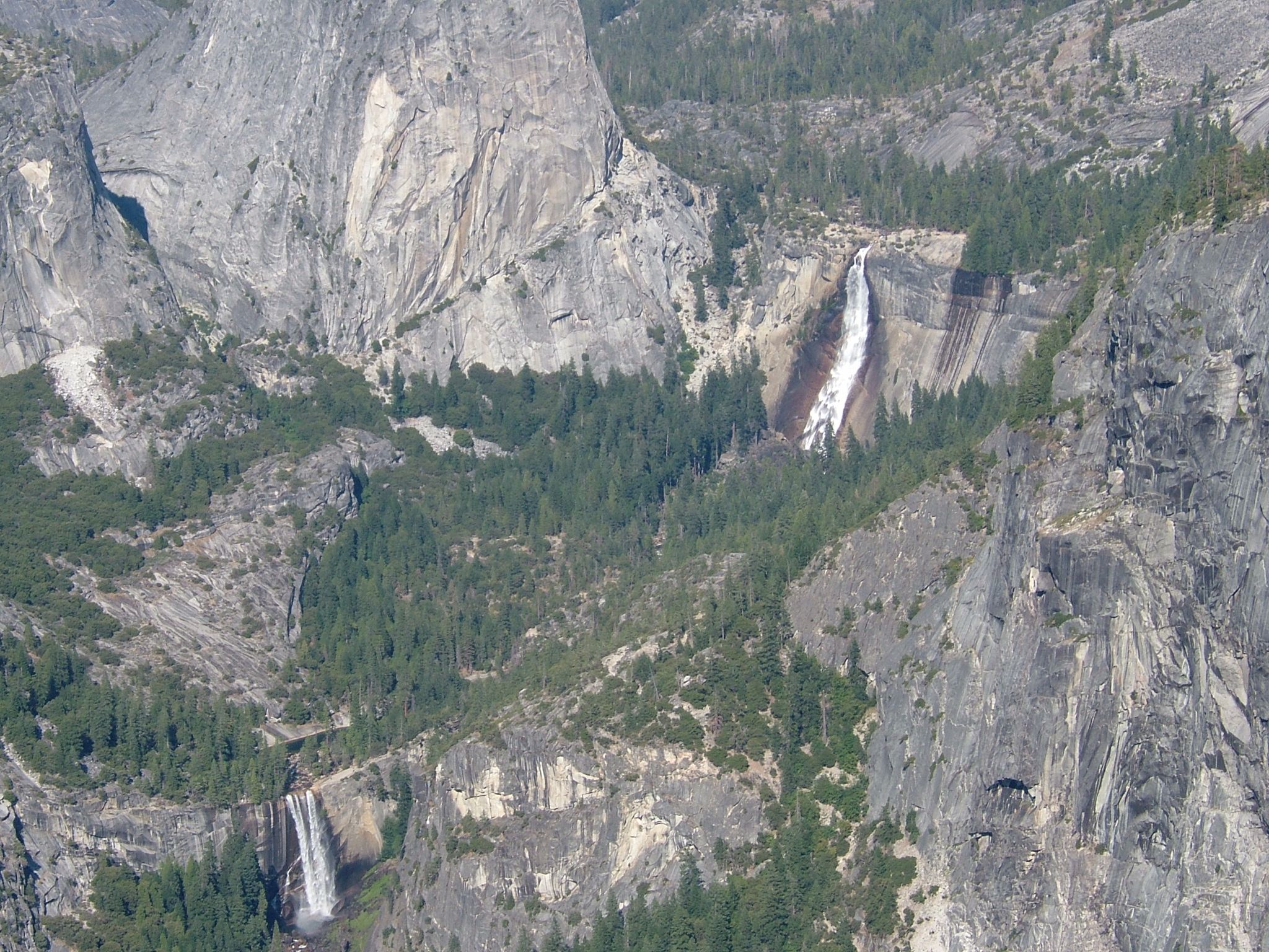 Photo 34 of 61 from the album Highlights USA 2004.