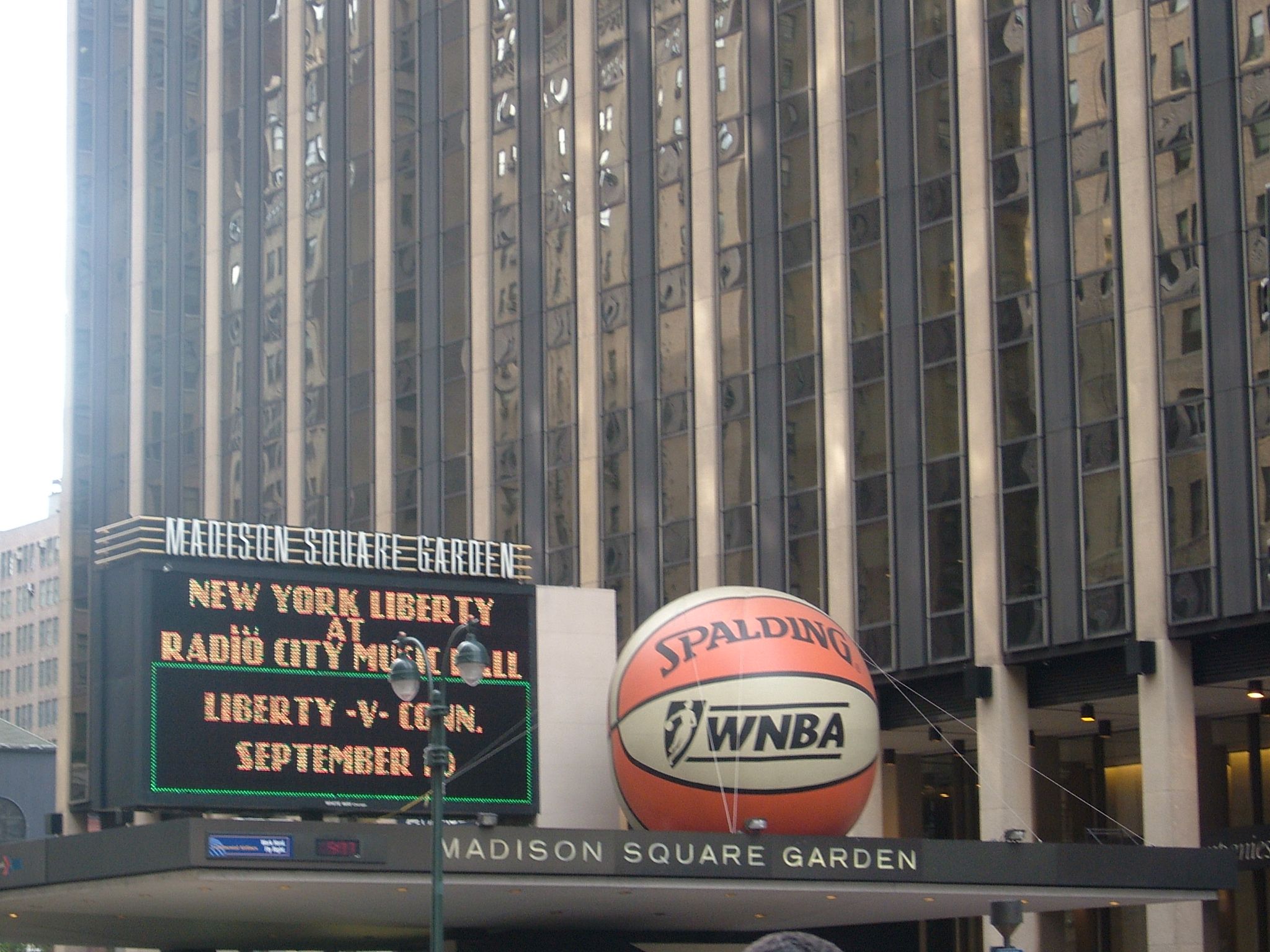 Photo 61 of 61 from the album Highlights USA 2004.