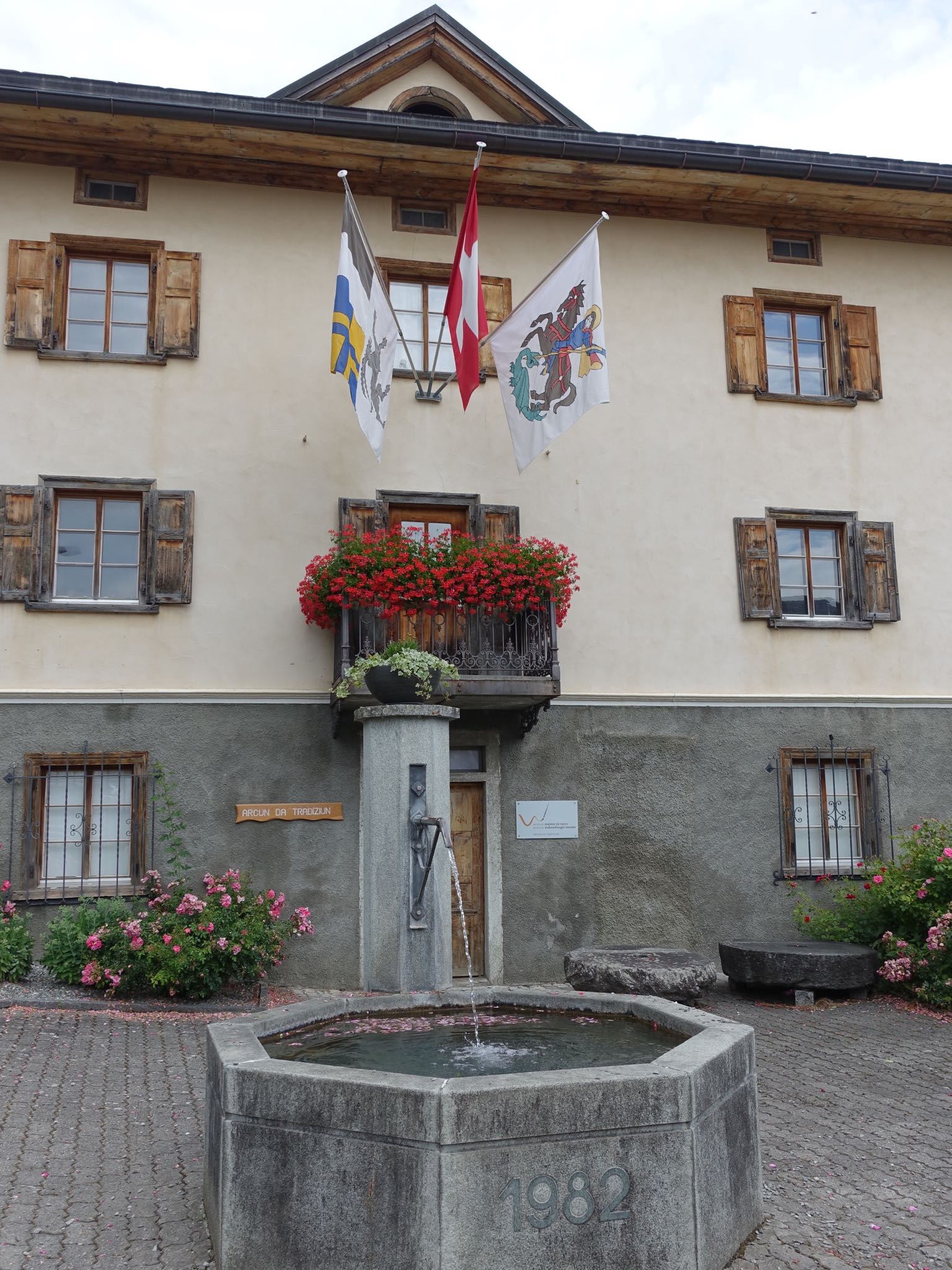 Photo 35 of 120 from the album Highlights Vuorz 2015.