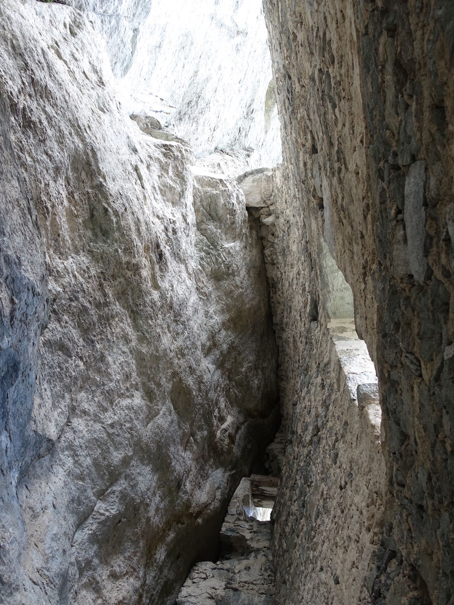 Photo 74 of 120 from the album Highlights Vuorz 2015.