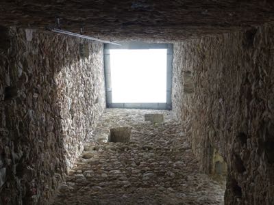 Thumbnail 18 of 120.