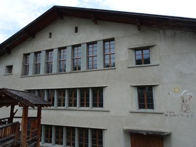 Thumbnail 33 of 120.