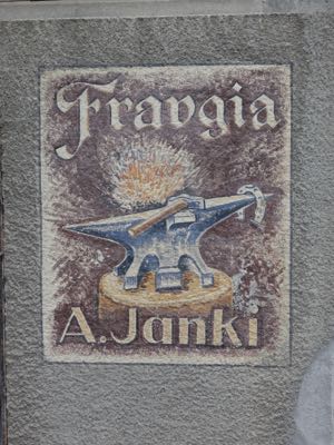 Thumbnail 45 of 120.