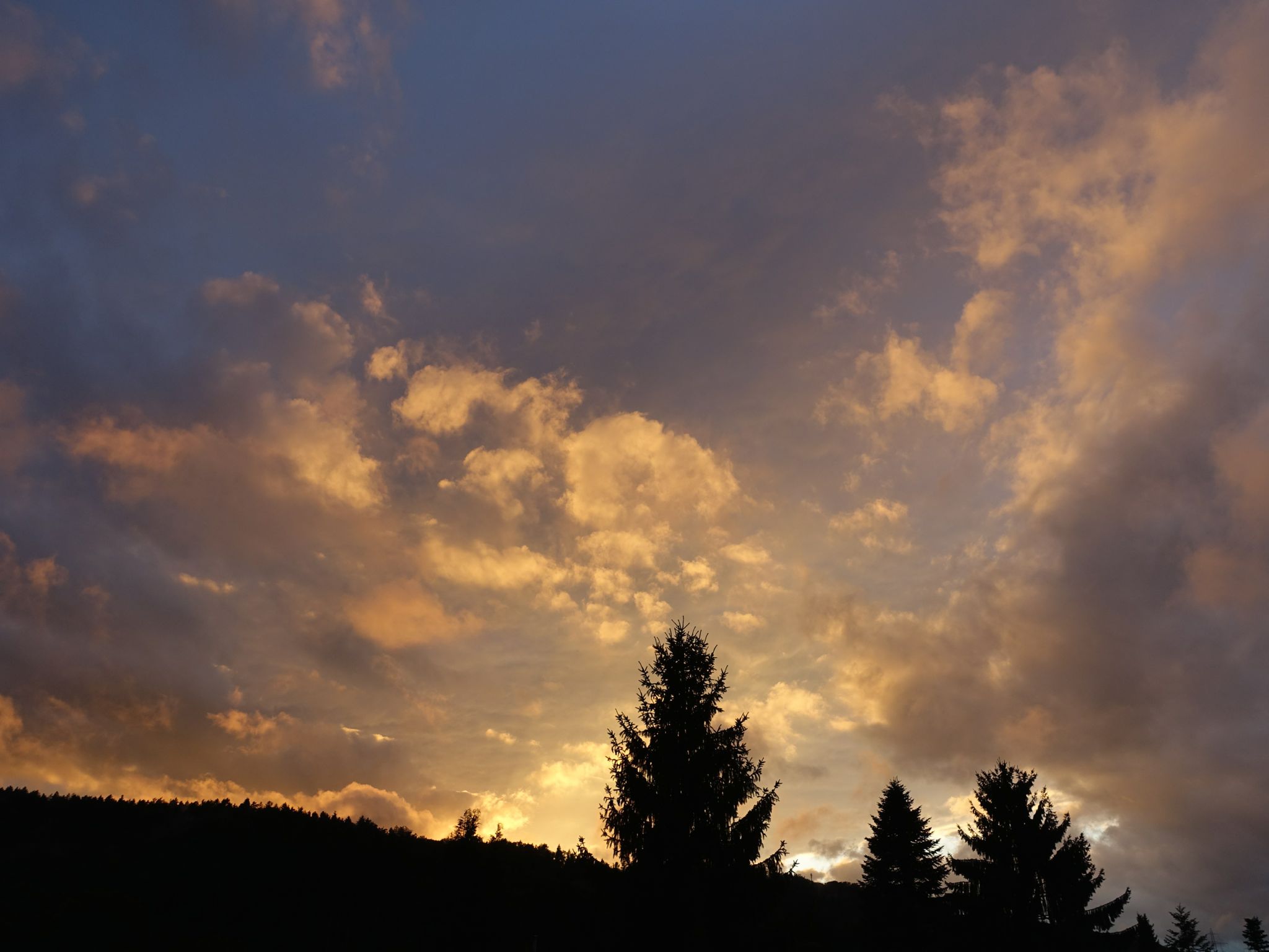 Photo 9 of 13 from the album Weather Phenomena in Embrach.